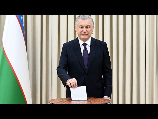 opositar en 	Tayikistán