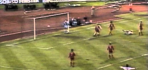 Günter Hermann: El delantero que dejó su huella en el Stuttgart y el Bayer Uerdingen