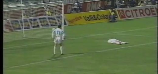 Chris Waddle: El extremo que destacó en el Newcastle y el Marsella