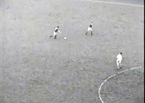 Jim Baxter: El mediocampista escocés que brilló en el Rangers y el Sunderland