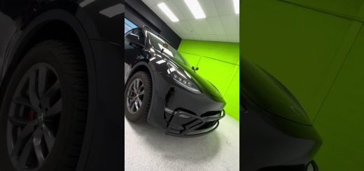 Conducción Off-Road con Estilo: Aventuras del Model Y